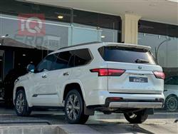 Toyota Sequoia
